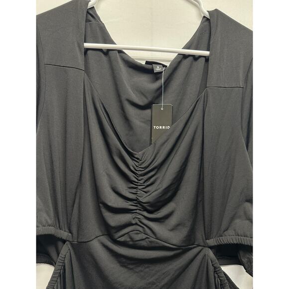 Torrid 3X Black Maxi Studio Knit Dress Cutout Waist Ruched Front 22/24 NWT - Picture 3 of 9